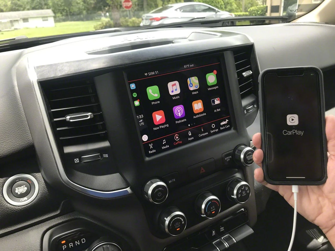 Infotainment UAM Radio Uconnect 4 with 8.4-Inch Display with Apple CarPlay, Android Auto and without SiriusXM Radio Upgrade (19-21 RAM 1500)