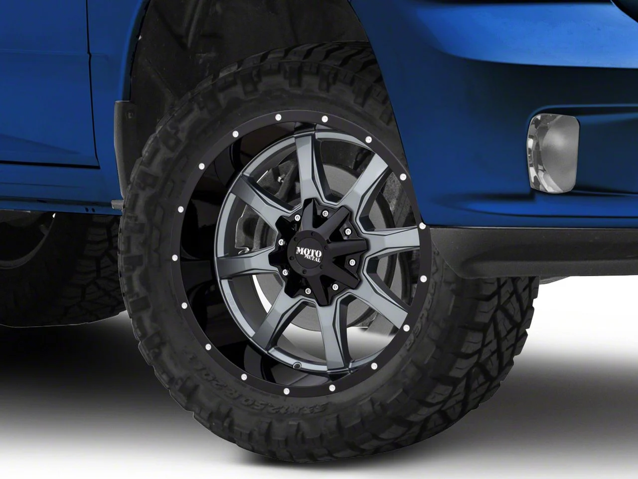 Moto Metal MO970 Gloss Gray with Gloss Black Lip 5-Lug Wheel; 20x10; -24mm Offset (09-18 RAM 1500)
