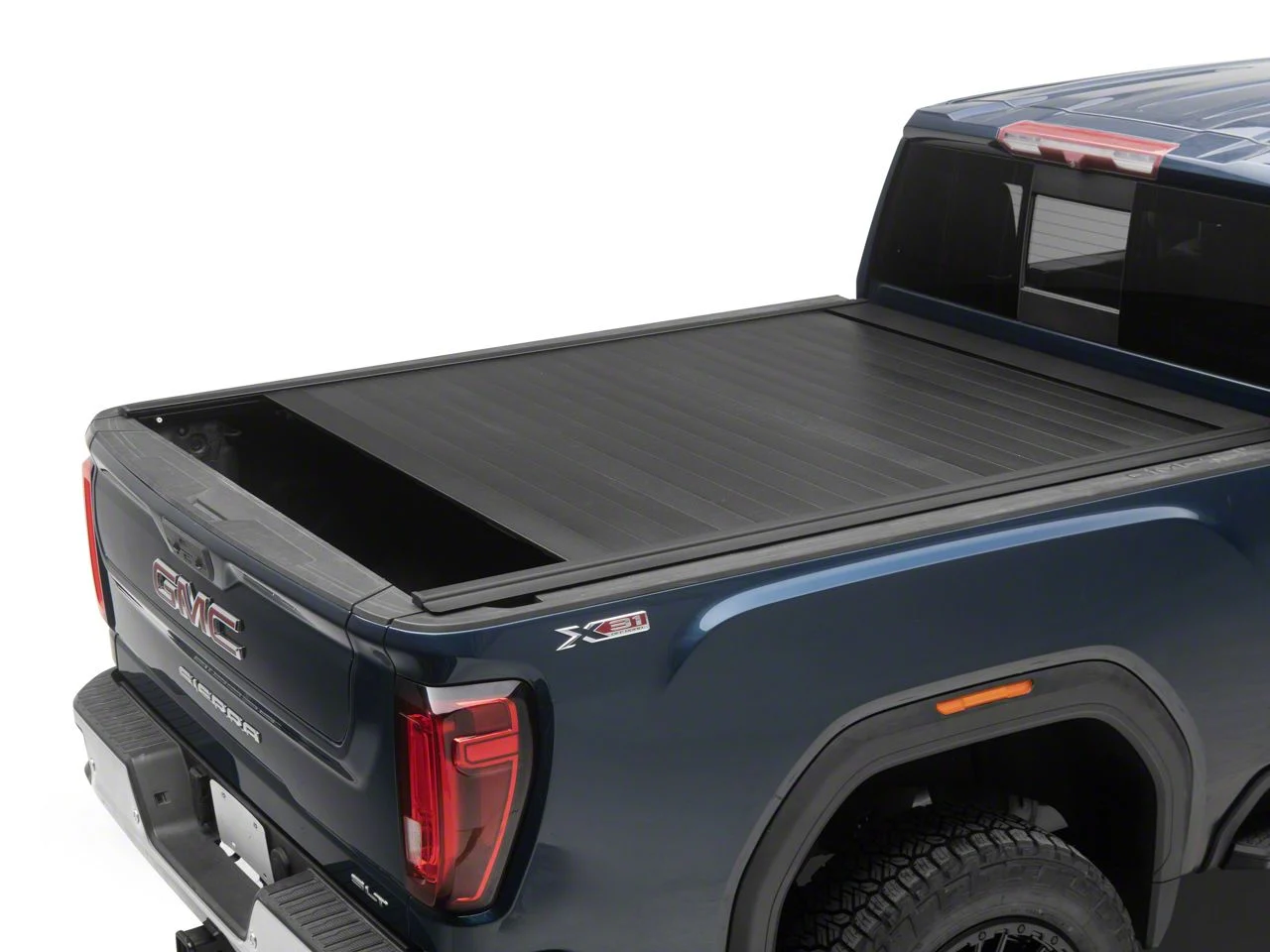 Retrax PowertraxPRO MX Tonneau Cover (20-26 Sierra 2500 HD w/ 6.90-Foot Standard Box & w/o Factory Side Storage)