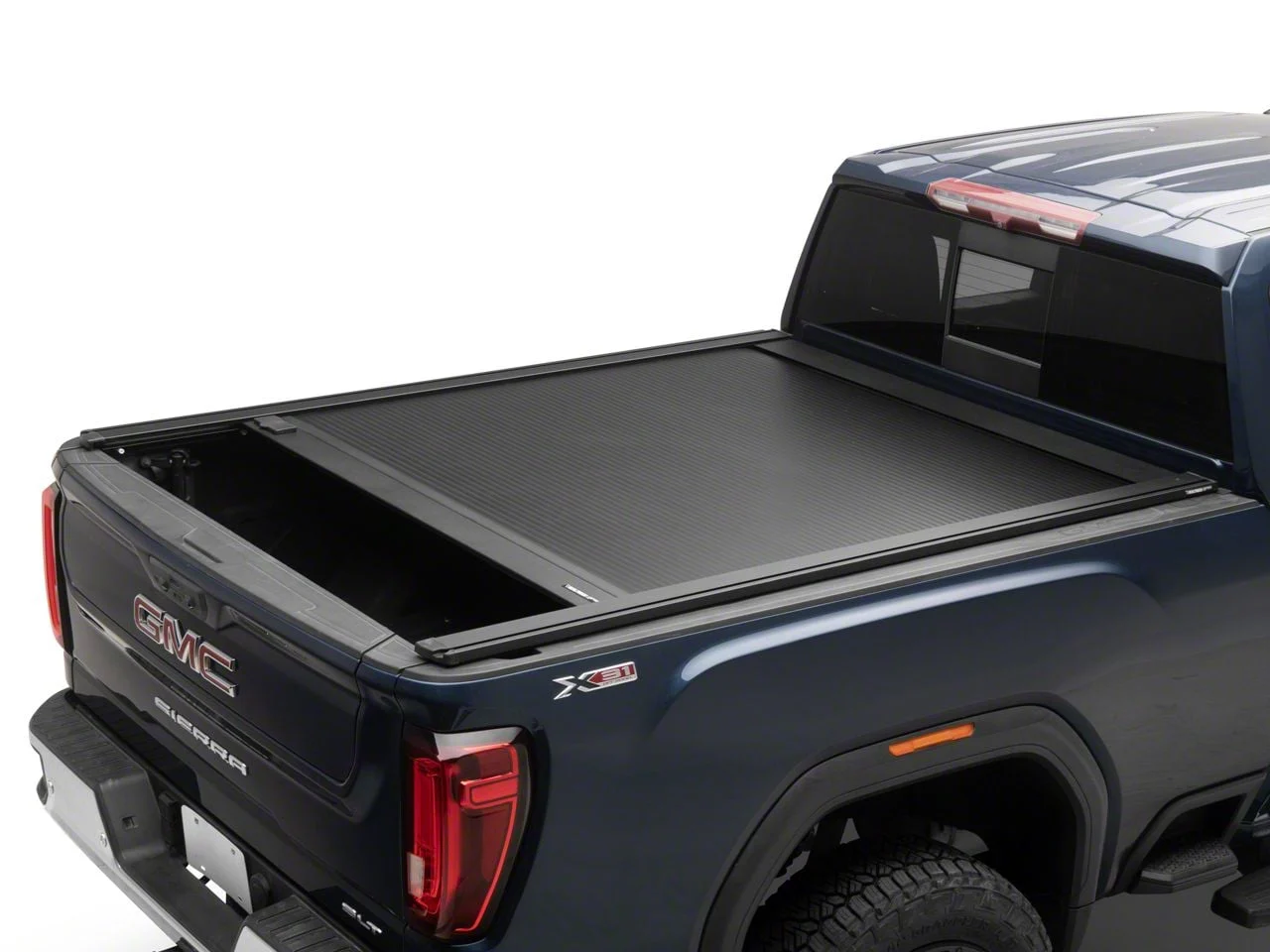 Retrax RetraxONE XR Tonneau Cover (20-26 Silverado 3500 HD w/ 6.90-Foot Standard Box & w/o Factory Side Storage)