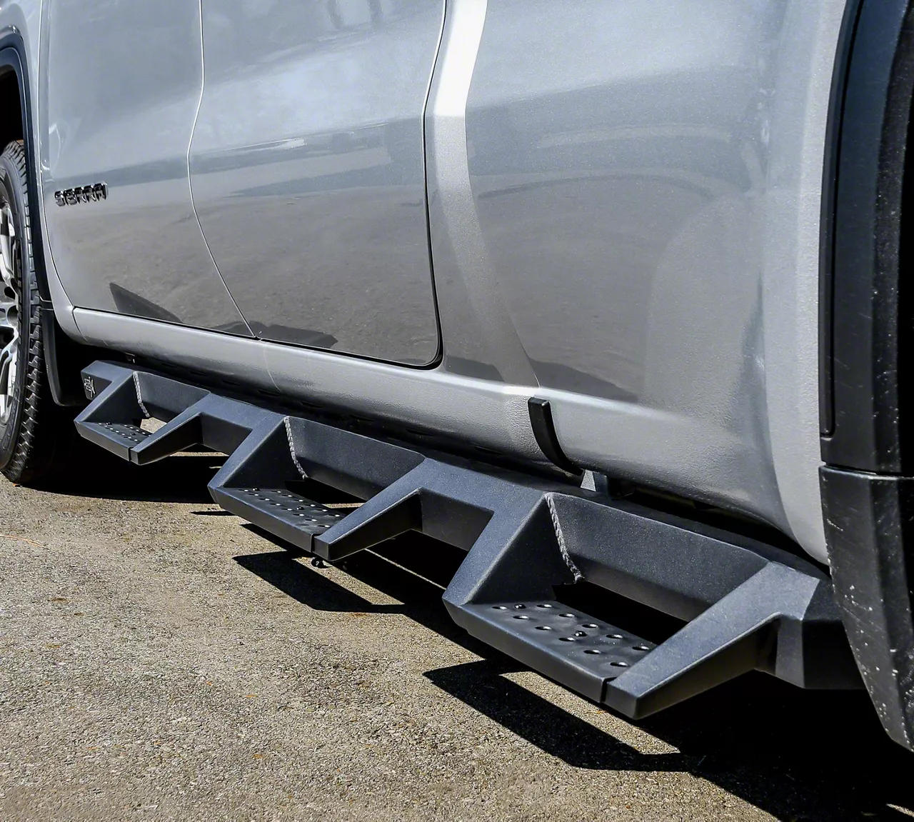 Westin HDX Drop Wheel-to-Wheel Nerf Side Step Bars; Textured Black (19-26 Sierra 1500 Double Cab)